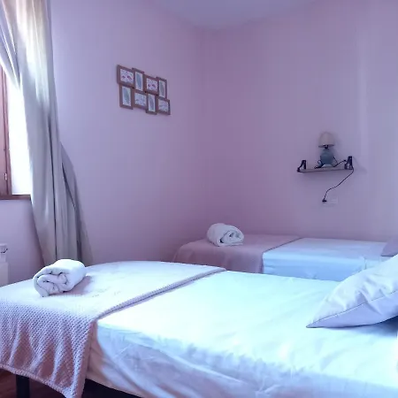 Pyros De Benas 公寓